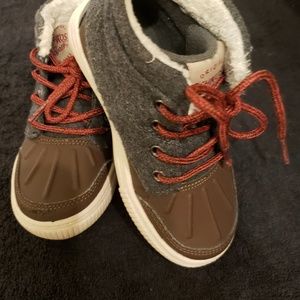 Oshkosh toddler shoes